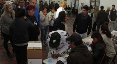 Cambiemos reactiva el planteo para que haya Paso en C�rdoba