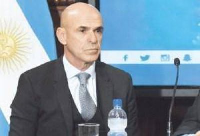 El fiscal confirm� que vio registros de cinco transferencias a Arribas