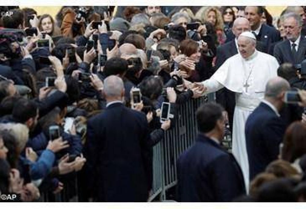 Respuestas y testimonio personal del Papa Francisco a universitarios de Roma, en su discurso escrito y entregado