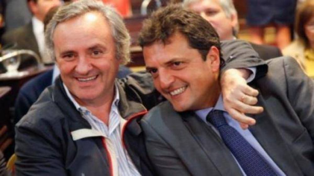Contragolpe: Massa mand� a comparar a Macri con De la R�a y lo 