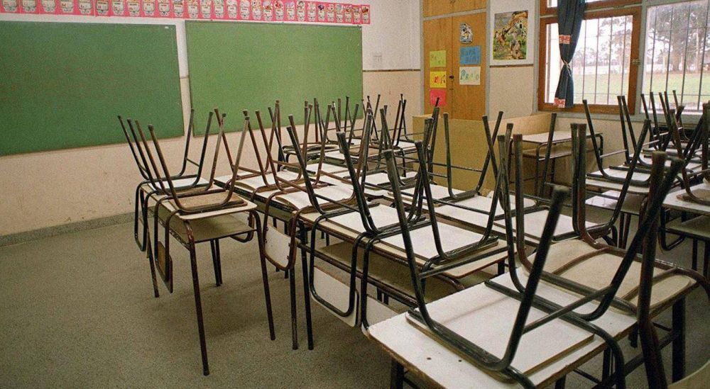 Arroyo busca fondos de Naci�n para construir jardines y reparar escuelas