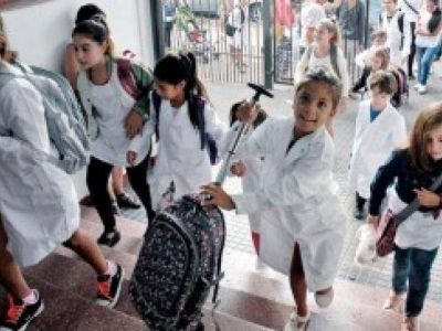 El gobierno bonaerense buscar� mejorar la oferta a los docentes