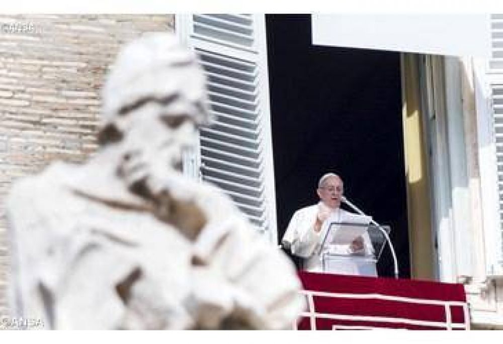 Oracin y nuevo apremiante llamamiento del Papa contra conflictos y terrorismo