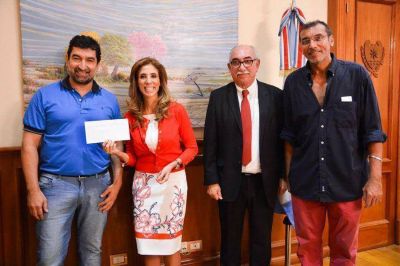 Se hizo la entrega de aportes del programa �Clubes argentinos�