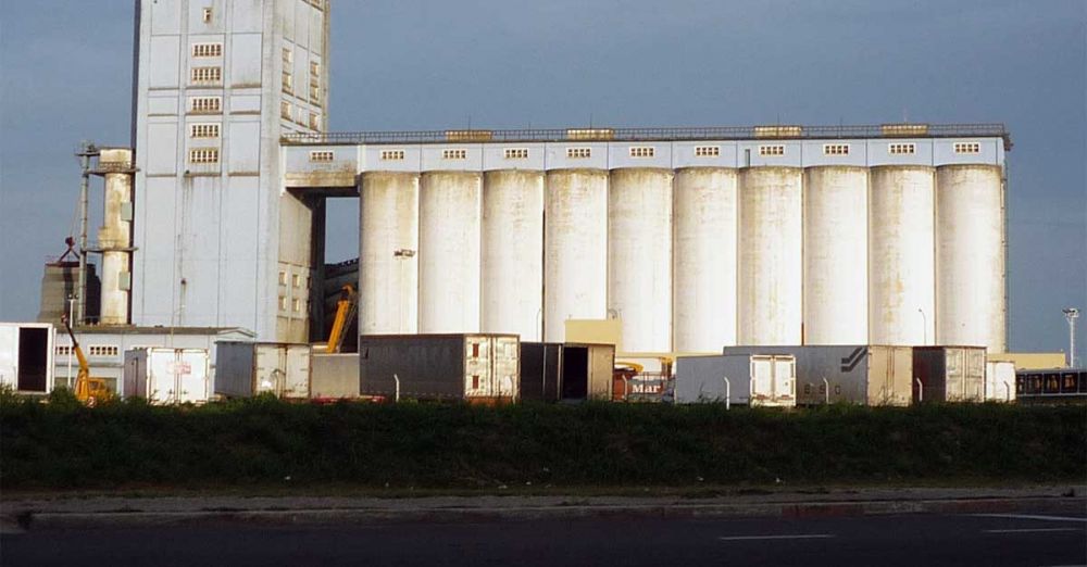 Puerto: das claves para que Nacin defina la restitucin de los silos