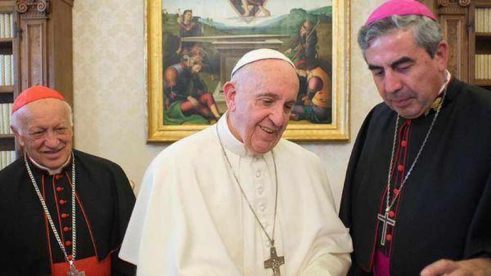 Un obispo chileno dijo que el Papa no vendra a la Argentina en 2018 porque 
