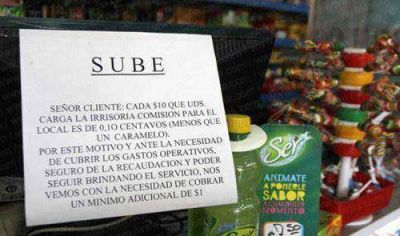 Kiosqueros reclaman legalizar el cobro por la recarga de la SUBE