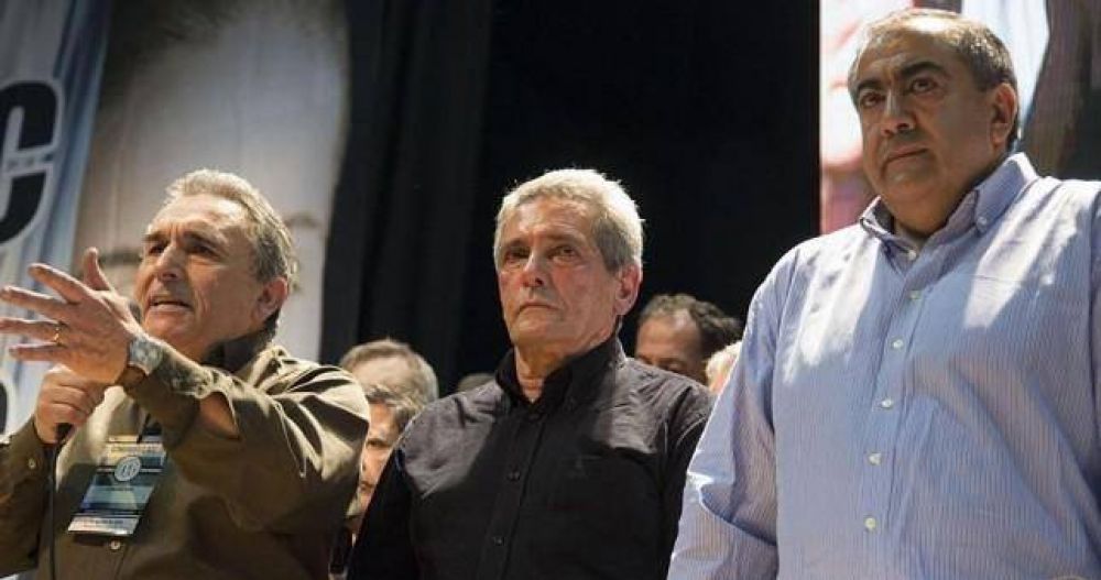 Para la CGT, la destrucci�n de empleo �se percibe en la calle y es corroborada por los n�meros oficiales�