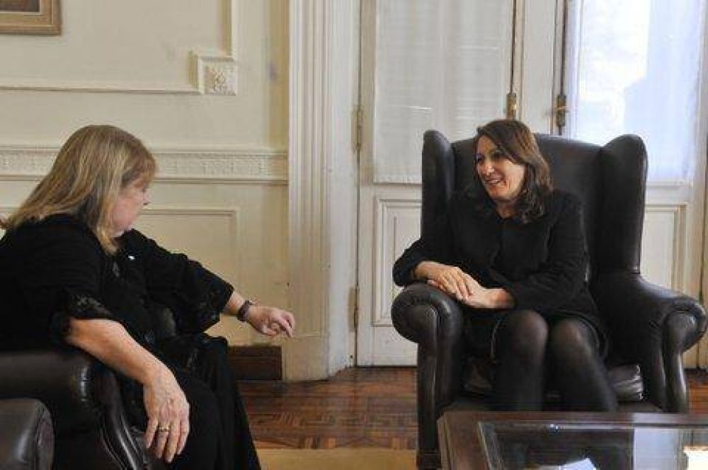 La intendenta Fein firma hoy un convenio in�dito en Gran Breta�a