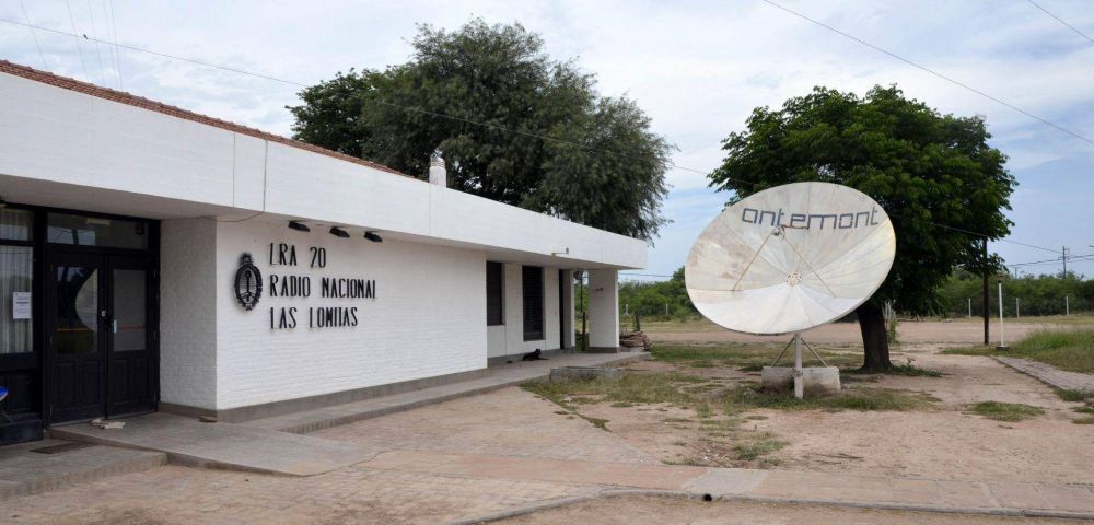 Funcionarios de Gildo Insfrn cortaron la electricidad a Radio Nacional Las Lomitas