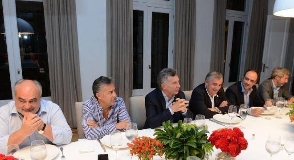  Los radicales se quejaron ante Macri por la plata que le gira a los gobernadores del PJ