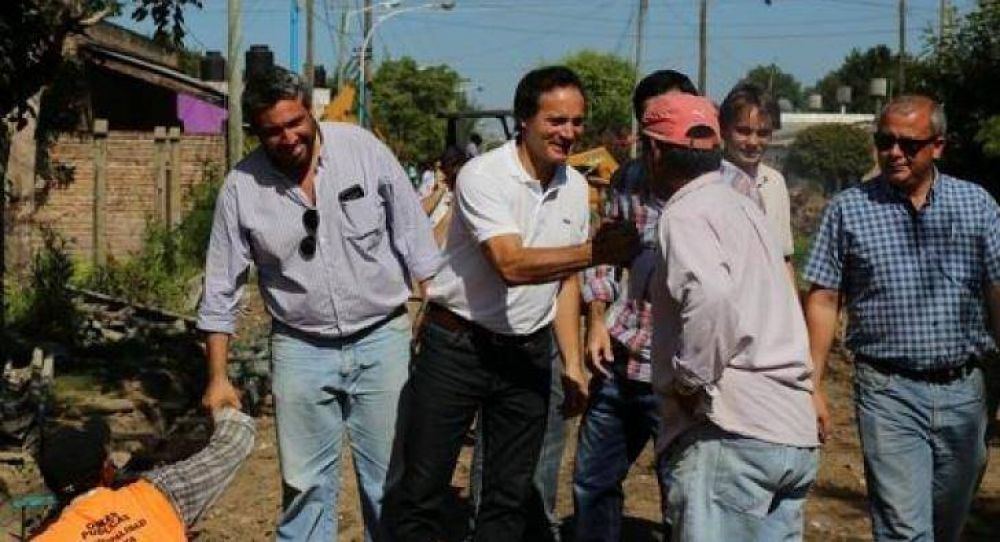Camau pide debatir pol�ticas p�blicas y dejar 