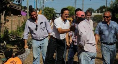 Camau pide debatir pol�ticas p�blicas y dejar 