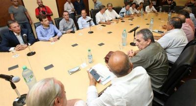 La CGT sum� el apoyo del Grupo Esmeralda y del socialismo para la marcha