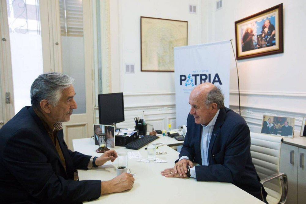 Alberto Rodrguez Sa se reuni con Parrilli por la unidad del peronismo