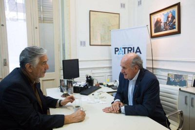 Alberto Rodr�guez Sa� se reuni� con Parrilli por la �unidad del peronismo�