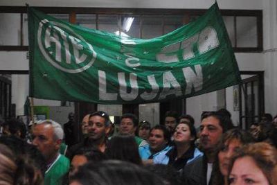 El gobierno ofreci� un 18% de aumento a los municipales