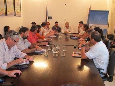 �El panorama es negro�, afirmaron los sindicatos docentes tras el cierre de la paritaria 