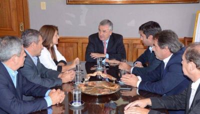Gobernador recibi� a diputados bonaerenses