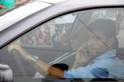 Arroyo se fue repudiado de la escuela a la que fue a �inspeccionar�