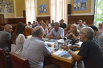 Buscan crear un consejo municipal de Derechos del Usuario y el Consumidor