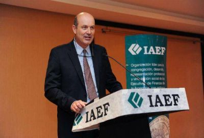 Sturzenegger alerta por un �repunte� de los precios en febrero