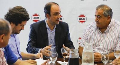 La UCR recibi� en su casa a la CGT