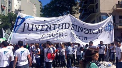 La Juventud Sindical se solidariz� con los trabajadores de la gr�fica AGR