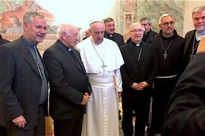 Visita �ad limina� de los obispos chilenos: segunda reuni�n con el Papa y siete cardenales