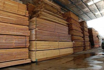 La C�mara de la Madera local alert� sobre la instalaci�n de Grandes Superficies 