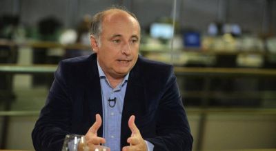 Accastello consigui� trabajo en Villa Mar�a