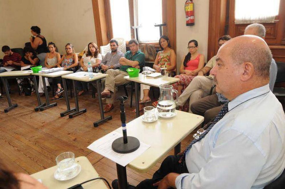 La UNLP crear las Diplomaturas en Hbitat, Salud Comunitaria, Economa Social y Educacin Popular