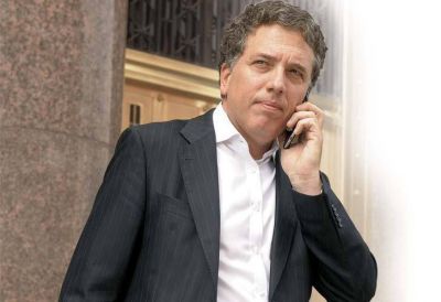 La oposici�n critic� a Dujovne y Cristina lo compar� con Cavallo