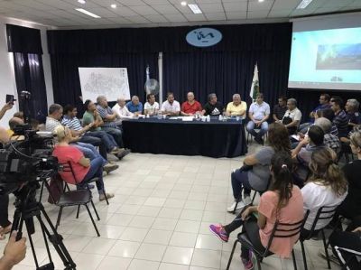 Aseguran que un taponamiento caus� la inundaci�n en La Ribera