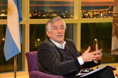 Ratifican el anuncio del incremento salarial para el 2 de marzo