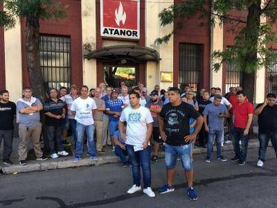 Atanor: los trabajadores despedidos eval�an tomar la planta de Munro