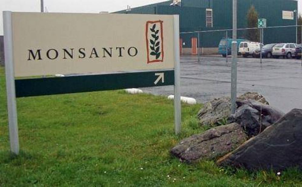 Monsanto busca evitar los controles creando un Colegio de Ingenieros Agrnomos