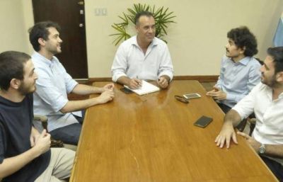 Capitanich respald� el trabajo de la fundaci�n F�tbol por los Chicos