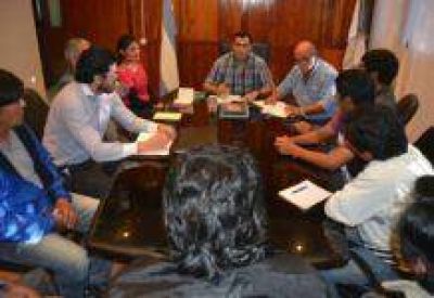 Fomentan la normalizaci�n y asistencia a cooperativas juje�as