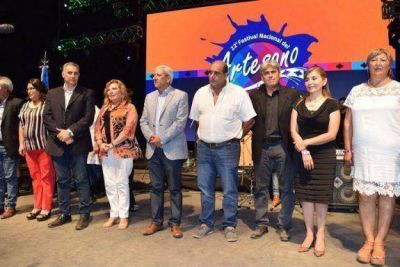 El vicegobernador en el Festival del Artesano