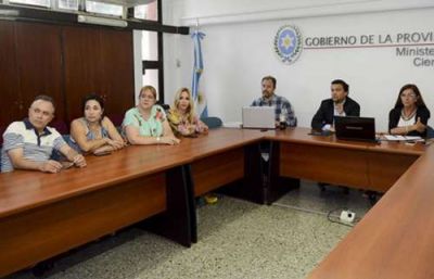 El Gobierno propone desdoblar la paritaria: si los docentes aceptan, empiezan las clases