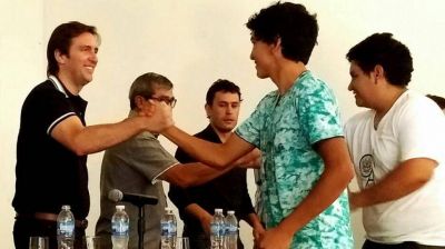 Clubes barriales calingastinos recibieron $800 mil de Naci�n