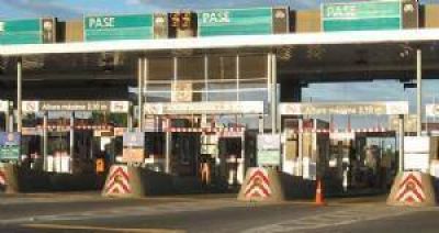 Usuarios reclaman por el aumento del peaje