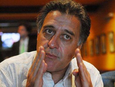 �La factura de esta crisis la pagan los trabajadores�