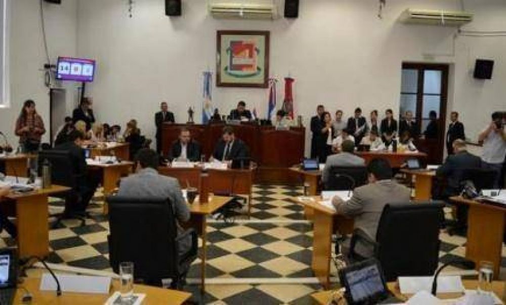 Se inaugura el periodo de sesiones ordinarias en el Concejo Deliberante posadeo