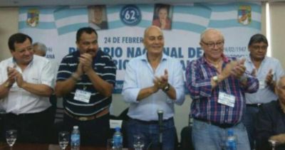 Venegas normaliz� las 62 y dijo que la CGT est� en manos de la izquierda