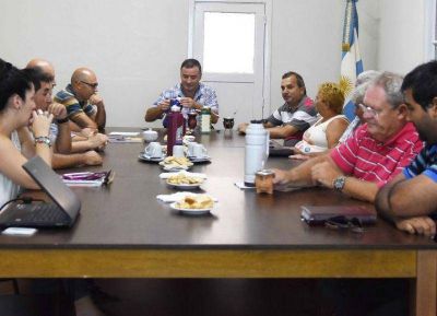 El intendente se reuni� con representantes gremiales locales