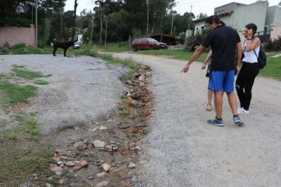 Vecinos de Villa del Parque afirman que la mayor�a de las calles est� intransitable