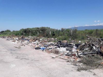 Los sue�os de f�tbol quedaron enterrados en la basura