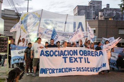 Textiles: n�meros de una emergencia anunciada